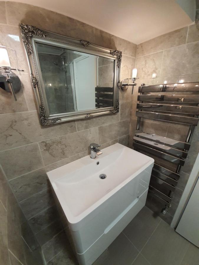Double Room In Central لندن المظهر الخارجي الصورة